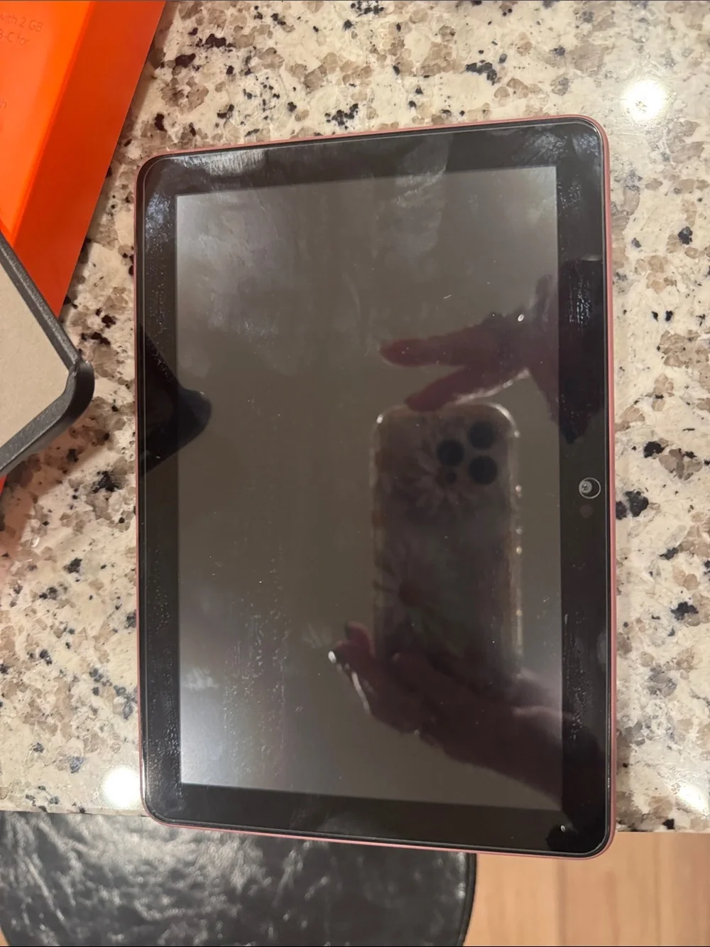 Amazon Fire HD 8 Tablet - Plum Front/Back
